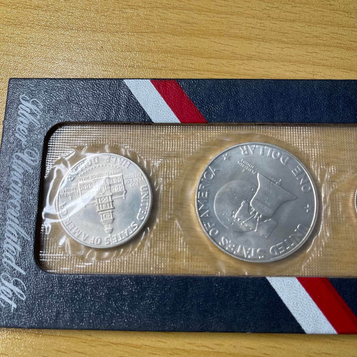 アメリカ建国200周年を記念して発行された銀貨3枚セット(SV400)｜Yahoo