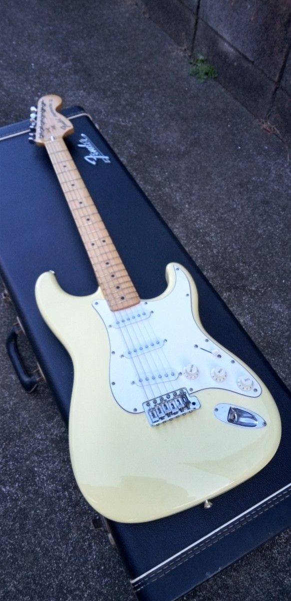 Fender Japan フェンダージャパン ST72 ストラトキャスター Nシリアル