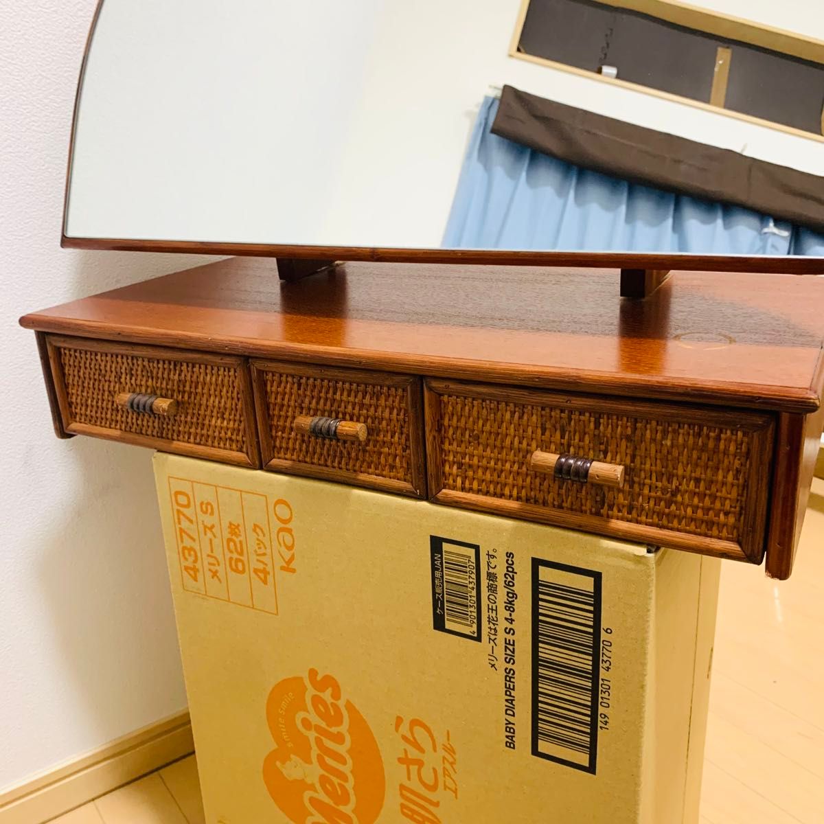 希少】ラタン ドレッサー 家具 籐 鏡 引き出し 収納 古道具 置き型