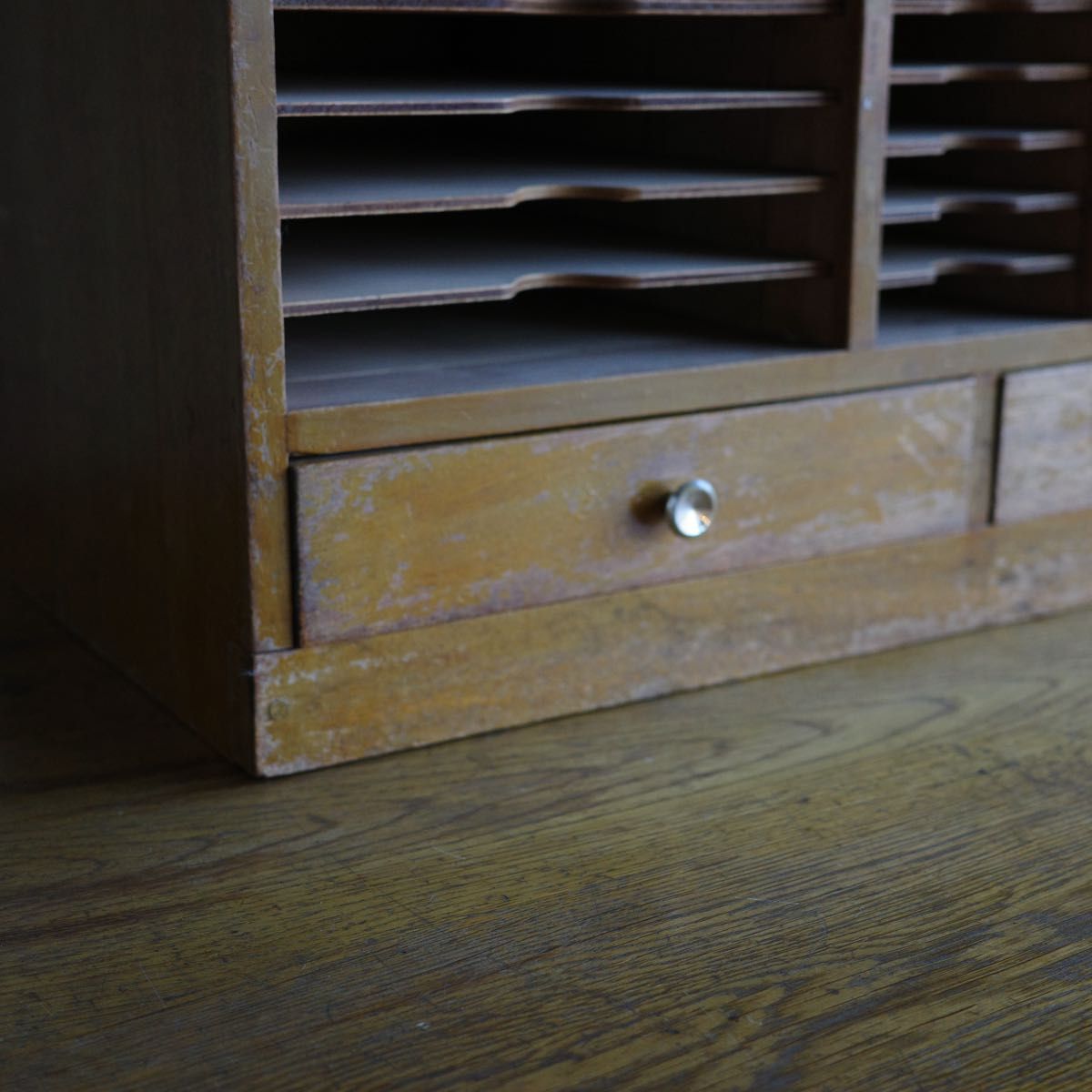 古家具 古いレトロなカルテ棚 レターラック 収納棚 アンティーク 木製