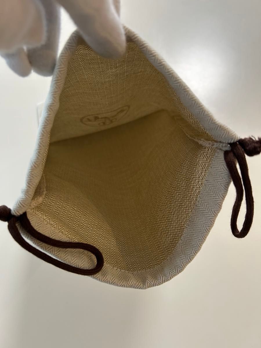 HERMES エルメス 種類 保存袋 ロゴ入り巾着袋 シューズケース サイズ