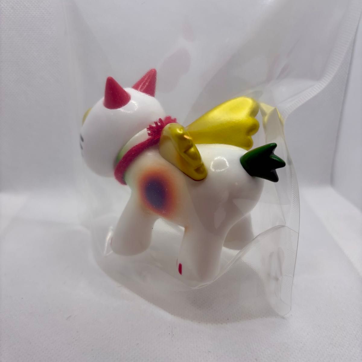 新品未開封 マジックホース ソフビ お正月 招き猫カラー 鈴付き 限定