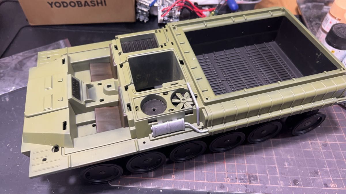 WPL E-1 1/16 新品 塗装 再組立て 金属履帯 等変更 新品 技適付き