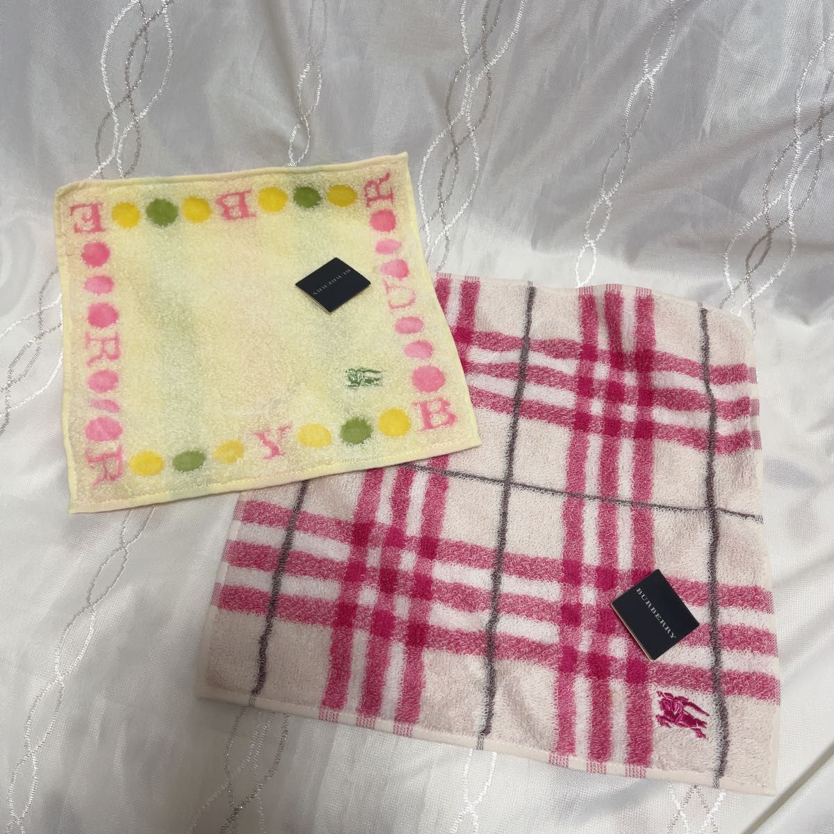 バーバリータオルハンカチ ノバチェックピンク イエロー 2枚 burberry