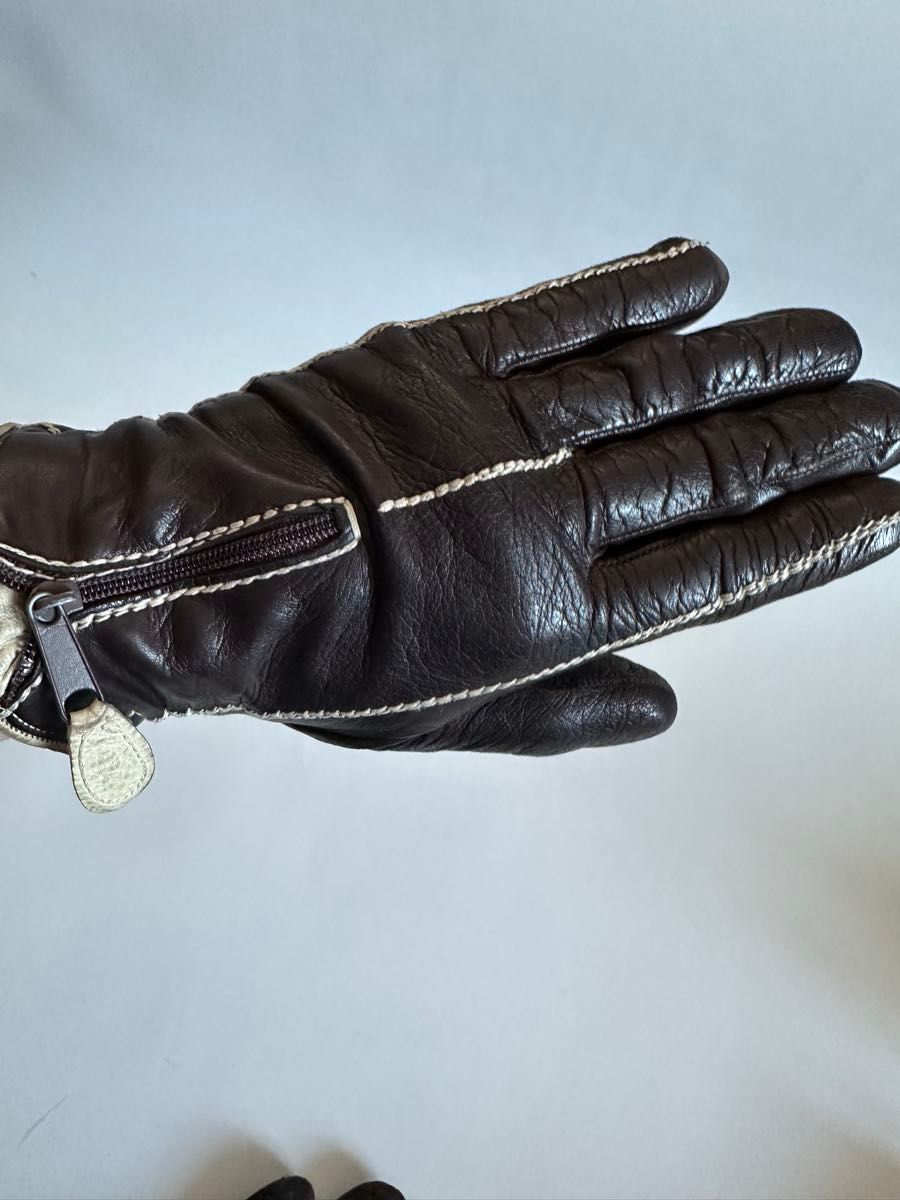 sermoneta glovesスエード本革 黒手袋（内側カシミア） Sermoneta