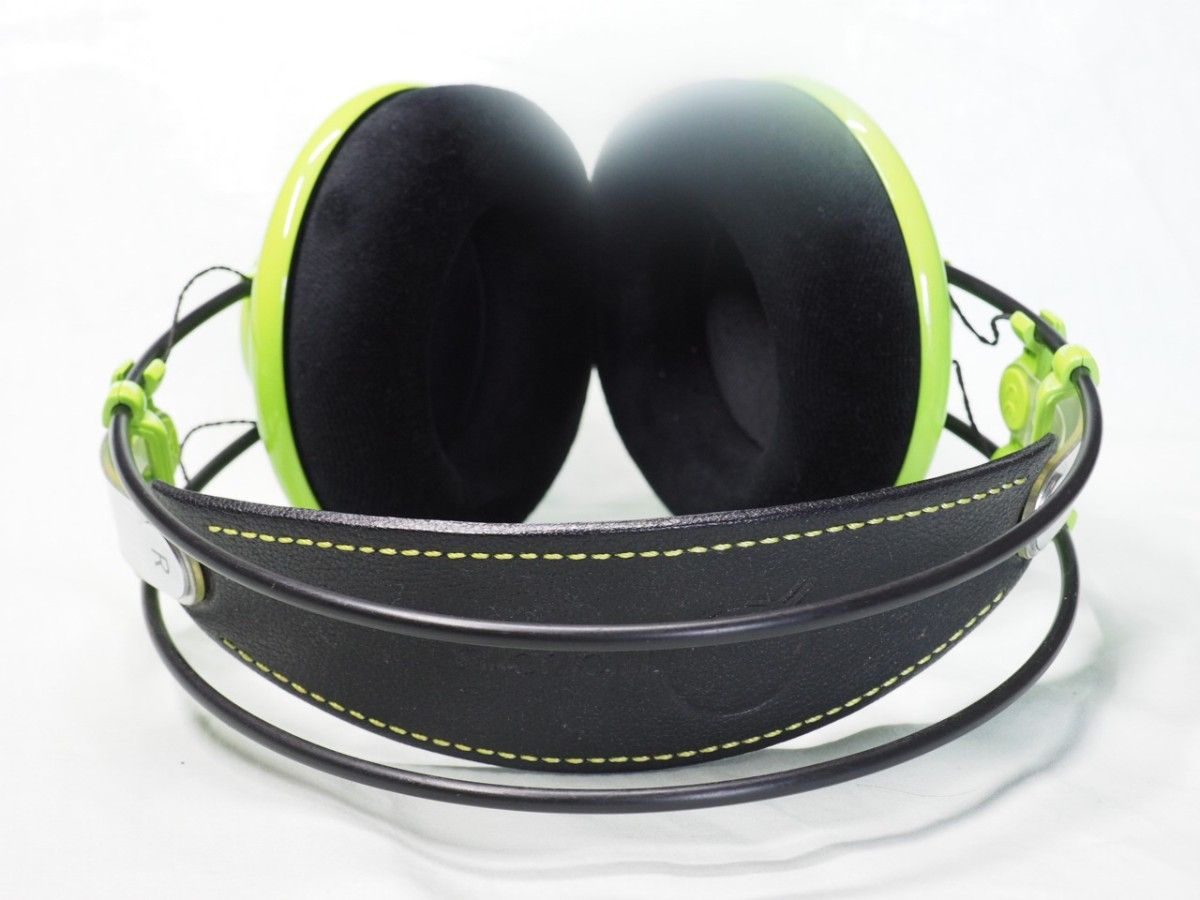 元箱付 イヤーパッド新品交換済】 AKG Q701 ヘッドホン ヘッドフォン