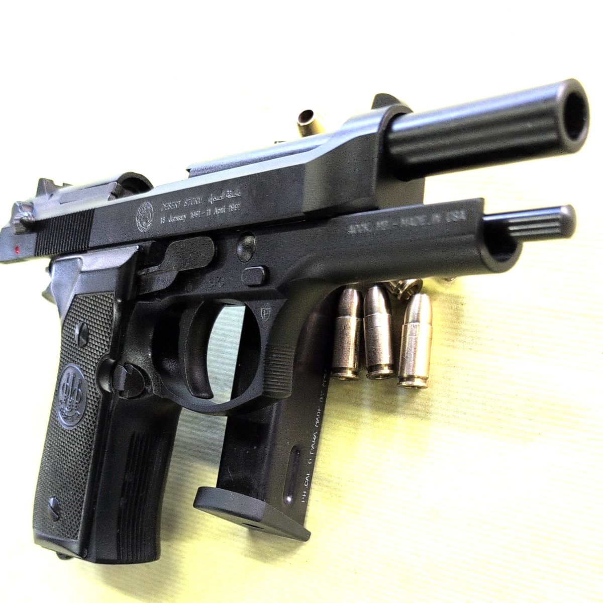 MGC モデルガン BERETTA M92FS DESERT STORM HW 未発火品 動作確認済み