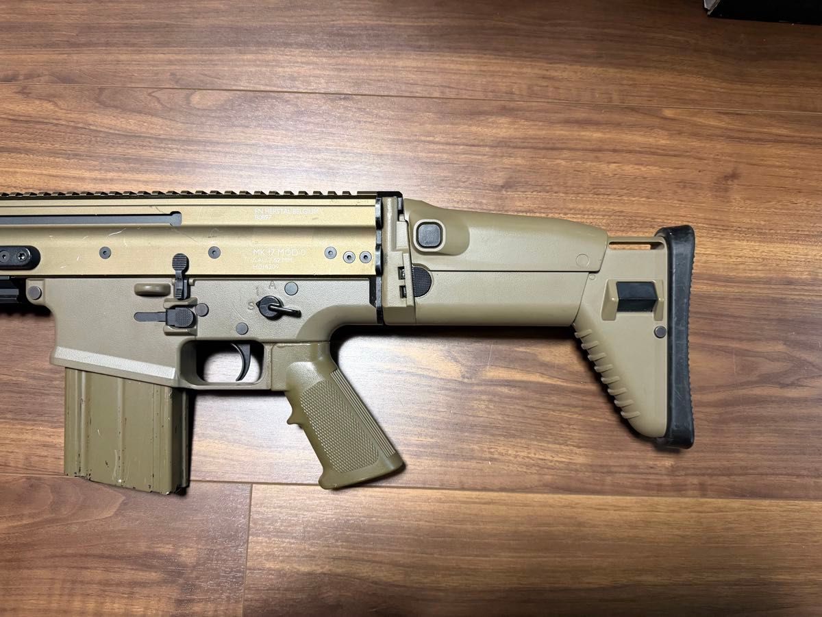 東京マルイ 次世代電動ガン SCAR-H FDE サプレッサー付き 訳あり