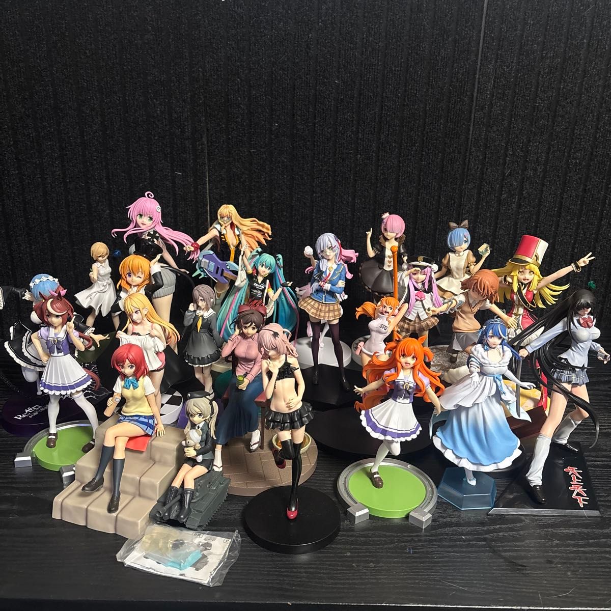 美少女フィギュアまとめ売り 24体｜Yahoo!フリマ（旧PayPayフリマ）