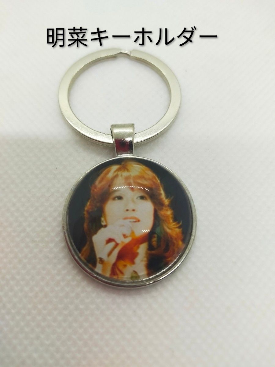 パチンコ中森明菜歌姫伝説 キーリング・キーホルダー・缶バッチ