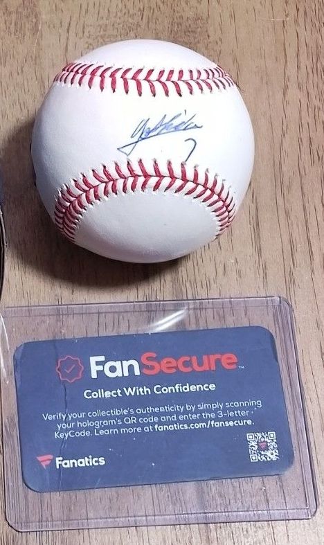 ボストン・レッドソックス 吉田正尚選手の直筆サインボールです