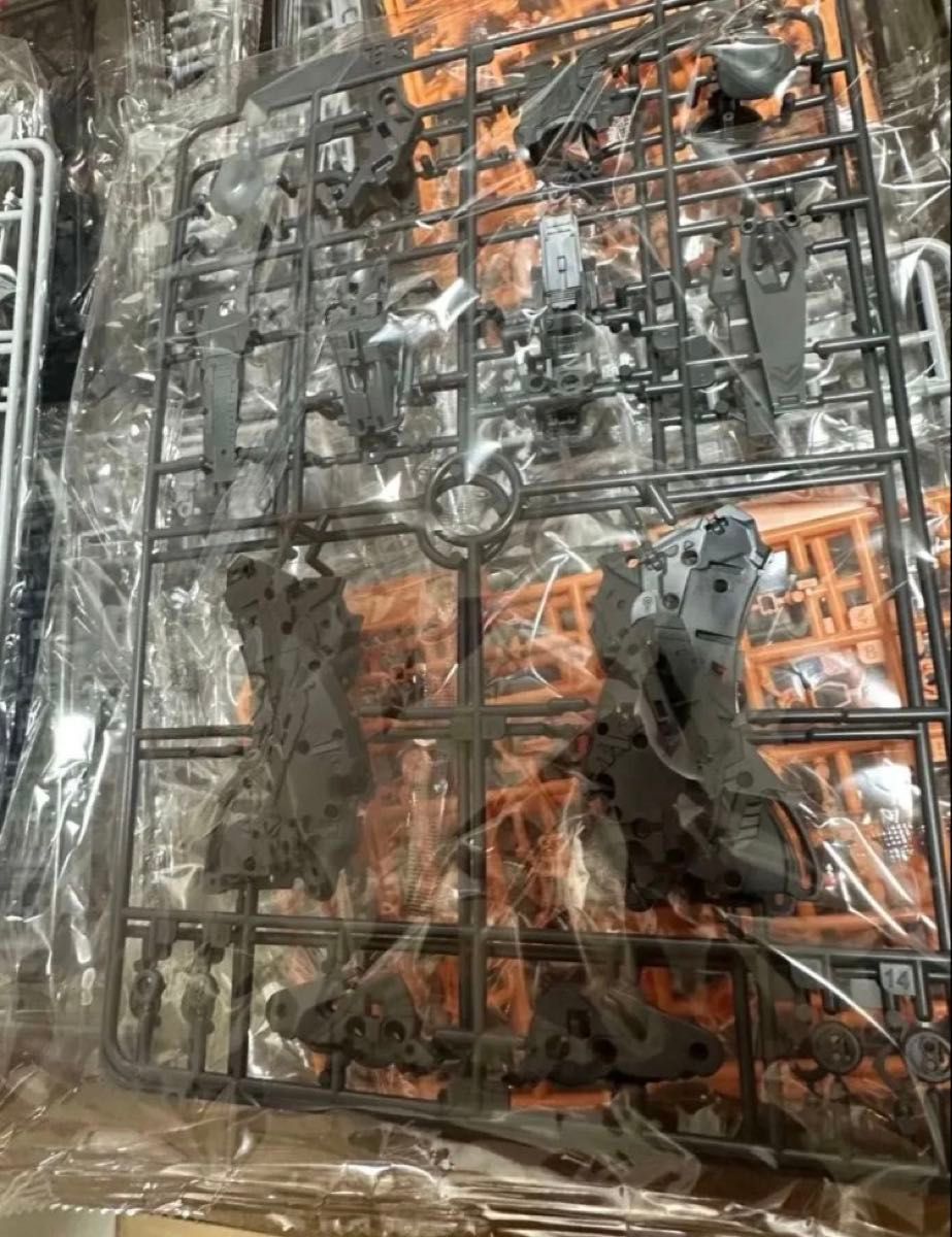 1/100 CMM-V νガンダム ダブルファンネル付き プラモデル 未組立 即日