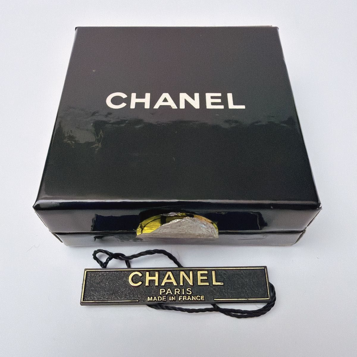 CHANEL シャネル ココマーク ブローチ ゴールドカラー ラウンド 楕円形