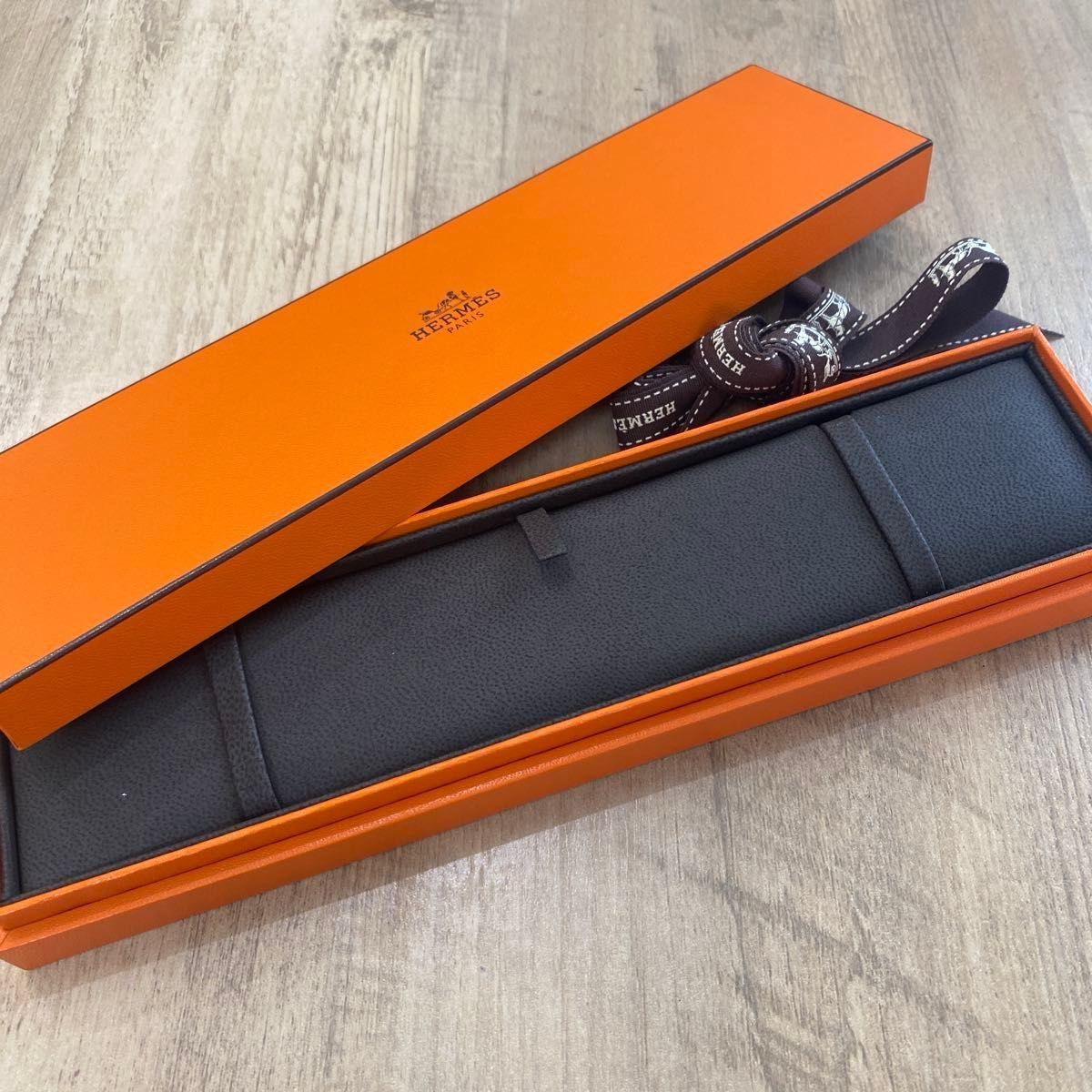 エルメス ブレスレット 空箱 アクセサリーケース ジュエリーBOX｜Yahoo
