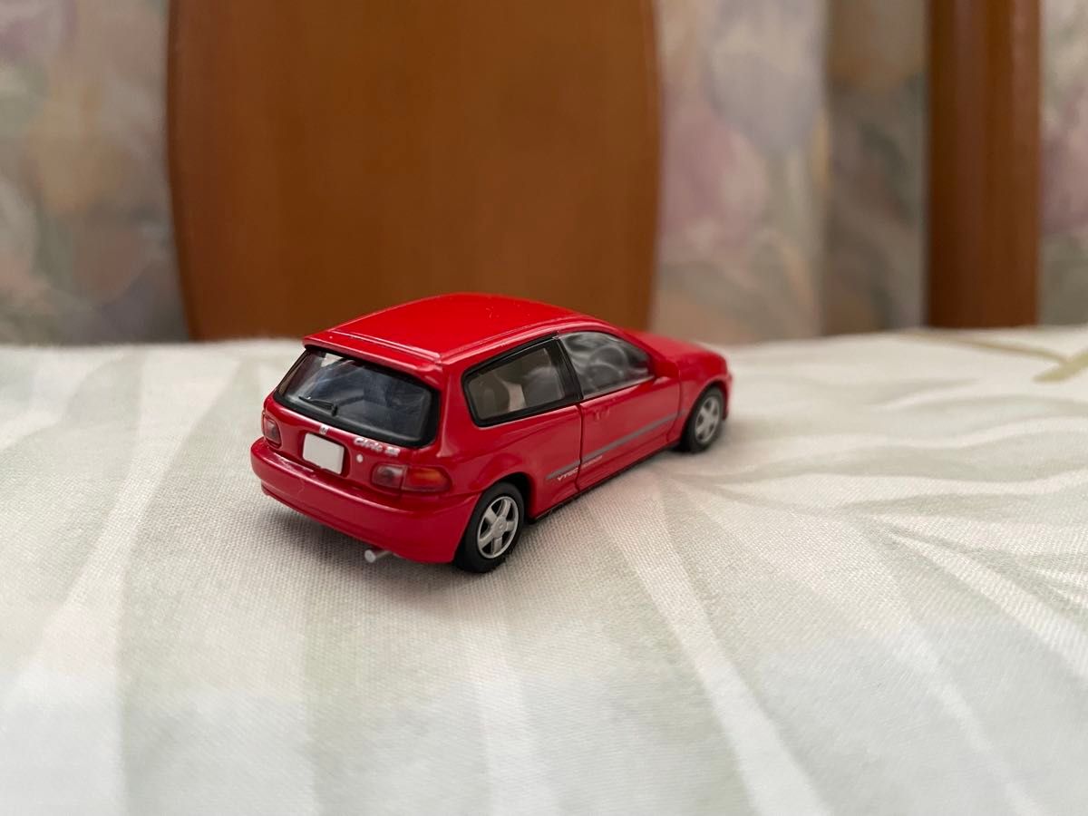 トミカリミテッドヴィンテージNEO ホンダ シビック SiR-Ⅱ赤 EG6 LV