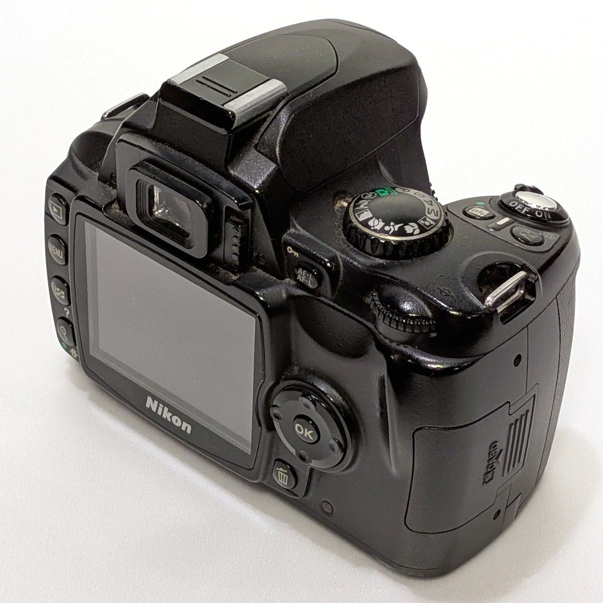 Nikon D40 デジタル一眼レフカメラ バッテリー 充電器セット｜Yahoo