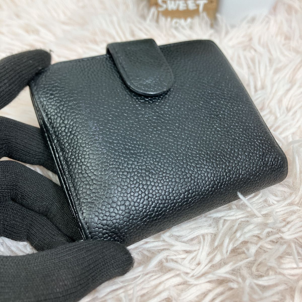 美品 CHANEL 二つ折り財布 ココマーク キャビアスキン レザー Wホック