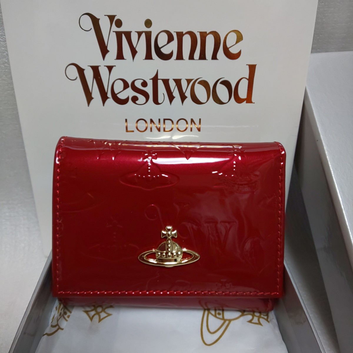 ヴィヴィアン ウエストウッド Vivienne Westwood 3つ折り財布 エナメル