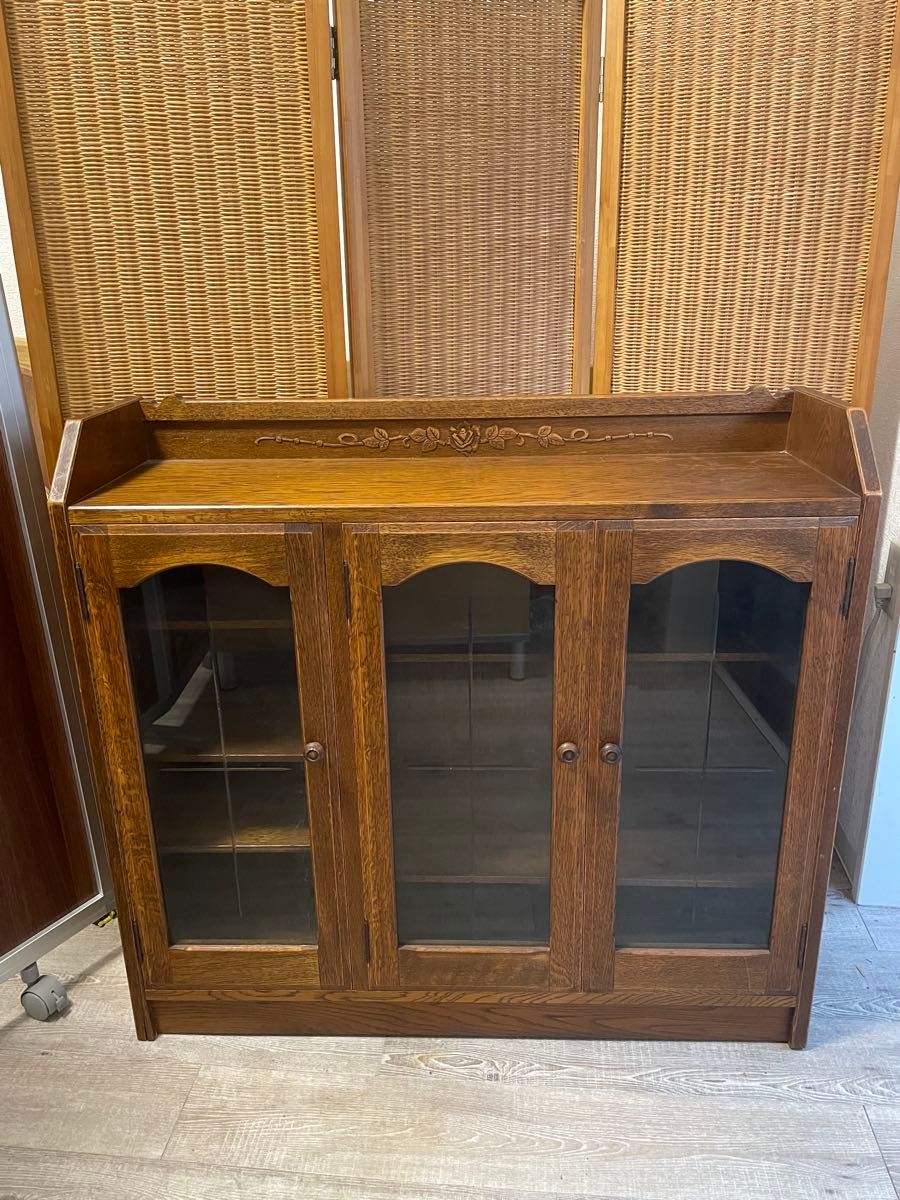 アンティーク レトロ ブラウン 木製キャビネット ガラス扉付き｜Yahoo
