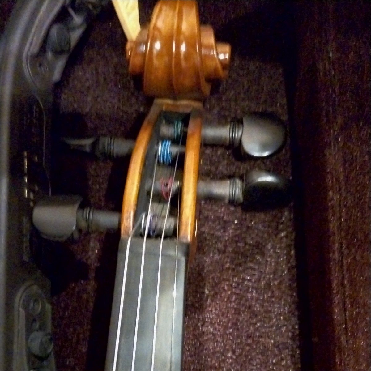 ニコロサンティNSN50S バイオリン 4/4 美品 弓 ケース 松脂 肩当付