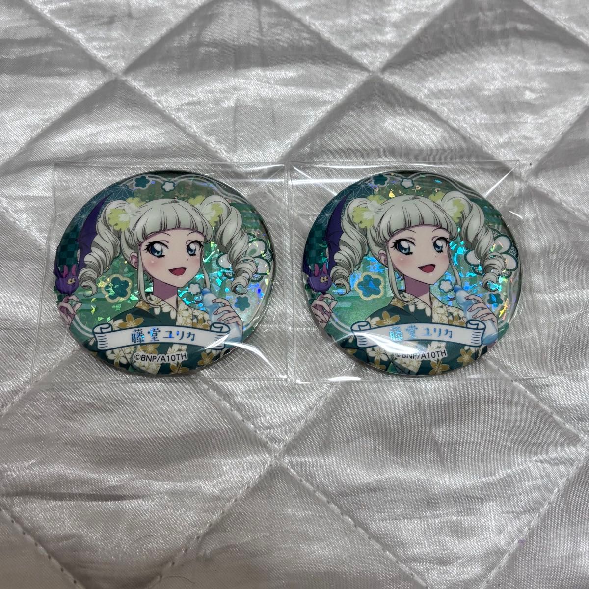 アイカツ おうちdeサマーパーティ 藤堂ユリカ キラキラ缶バッジ 2個