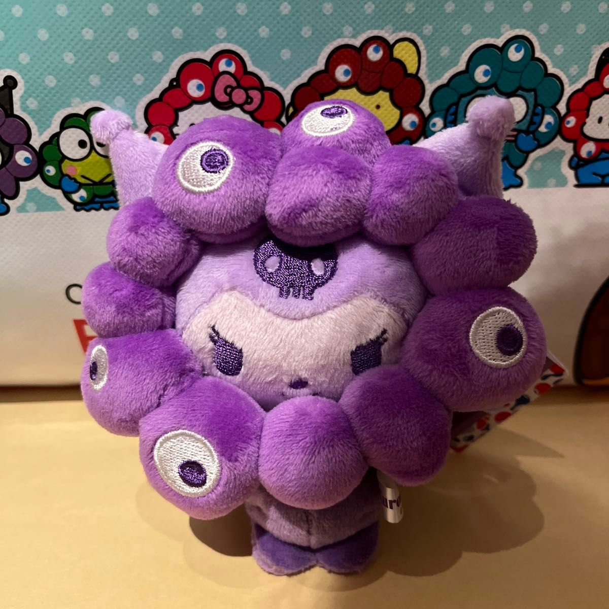 サンリオ ミャクミャクカラビナ付きぬいぐるみ 推しカラー クロミ