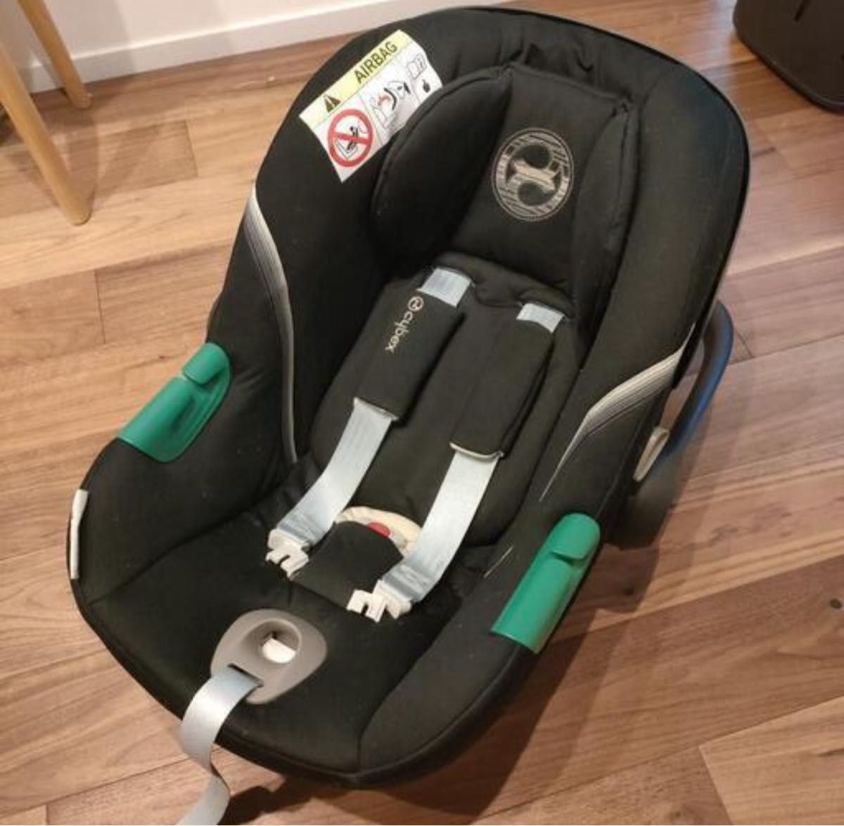 サイベックス チャイルドシート cybex ブラック ATON i-Size ベビー