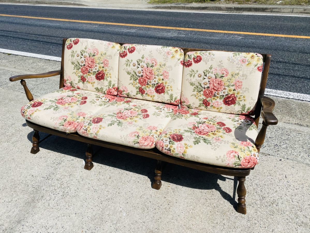 オールドカリモク コロニアル 花柄 ベロア ラタン アームチェア