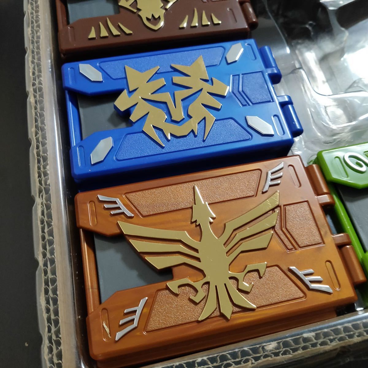 仮面ライダー龍騎 変身ベルト Vバックル トイザらス限定 13ライダー