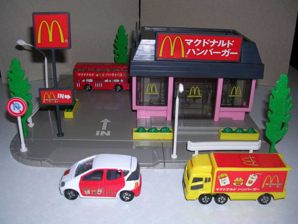 トミカタウン マクドナルド ドライブスルー 箱付き 廃盤 トミカタウン