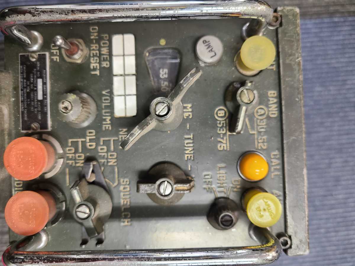 R-442 VRC receiver radio レシーバーラジオ アマチュア B5