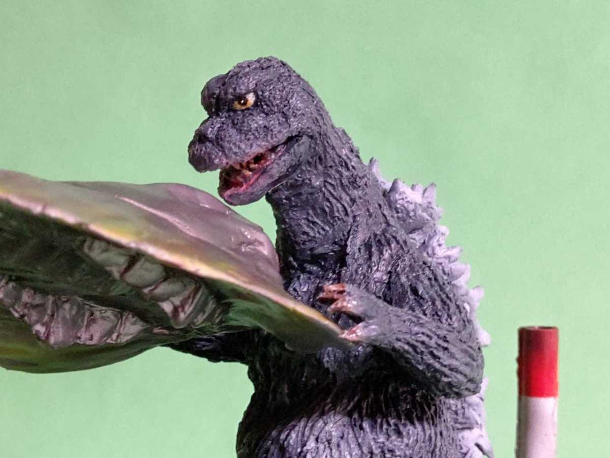Yahoo!オークション - ゴジラ対ヘドラ飛行形態激突レジンキット完成品