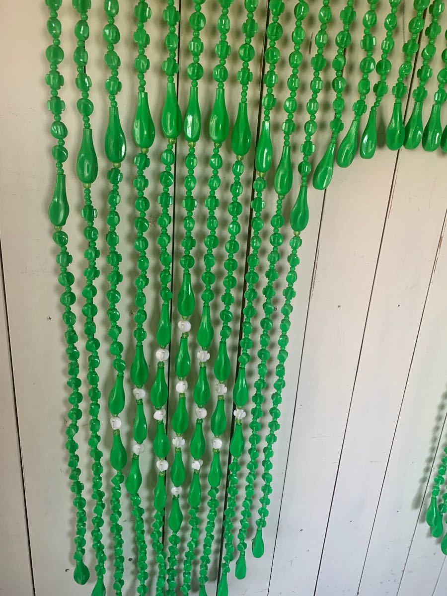 昭和レトロ プラスチック製 キャンディ グリーン 緑 ビーズのれん 中古