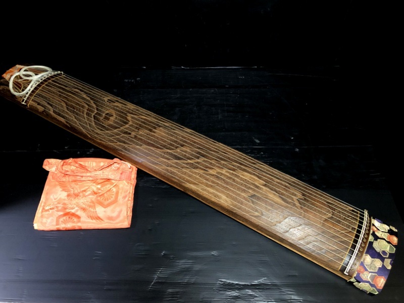 和楽器 お箏 鳥の絵 13弦 弦楽器 箏 琴 すだれ彫り 和楽器 お箏 鳥の絵