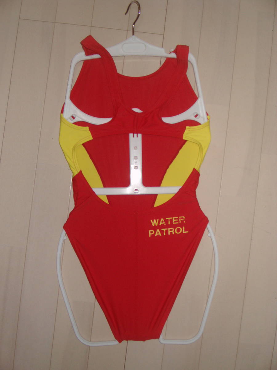 新品/レア】ライフセービングユニフォーム水着 ファッション 入手困難