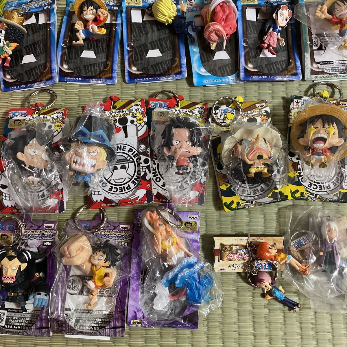 キーホルダーワンピースフィギュア