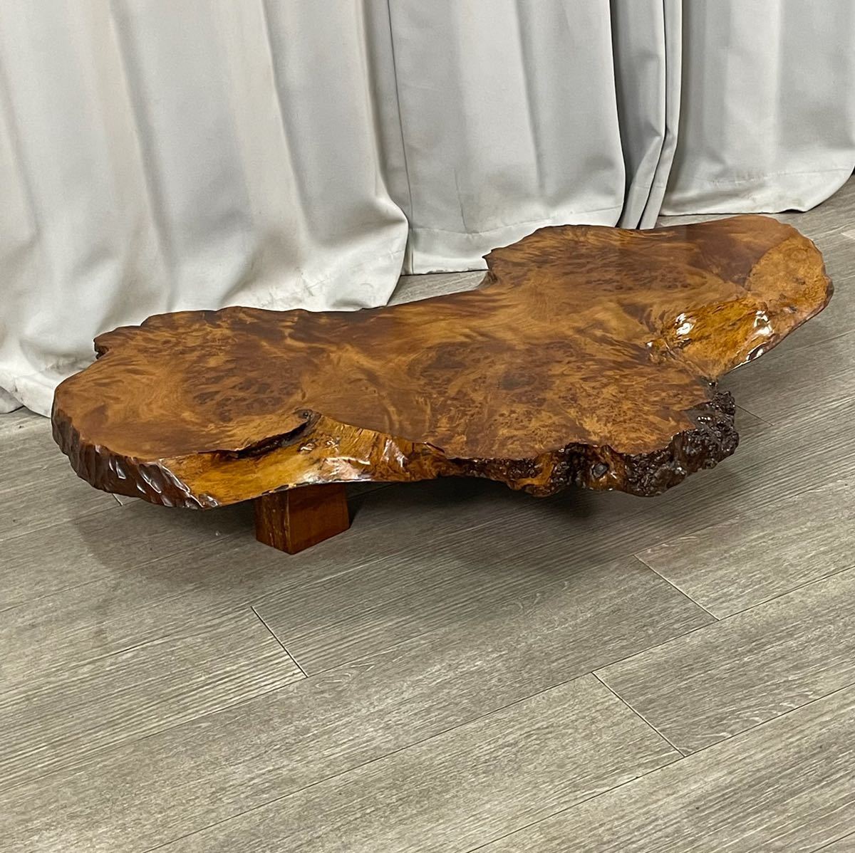 銘木花梨 瘤杢 花台、飾り台 花梨 一枚板 天然木 花台 テーブル ロー