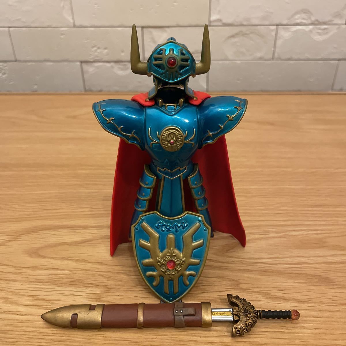 ドラゴンクエスト3Dプリントフィギュア ロトの装備 ロトの剣 伝説の鎧