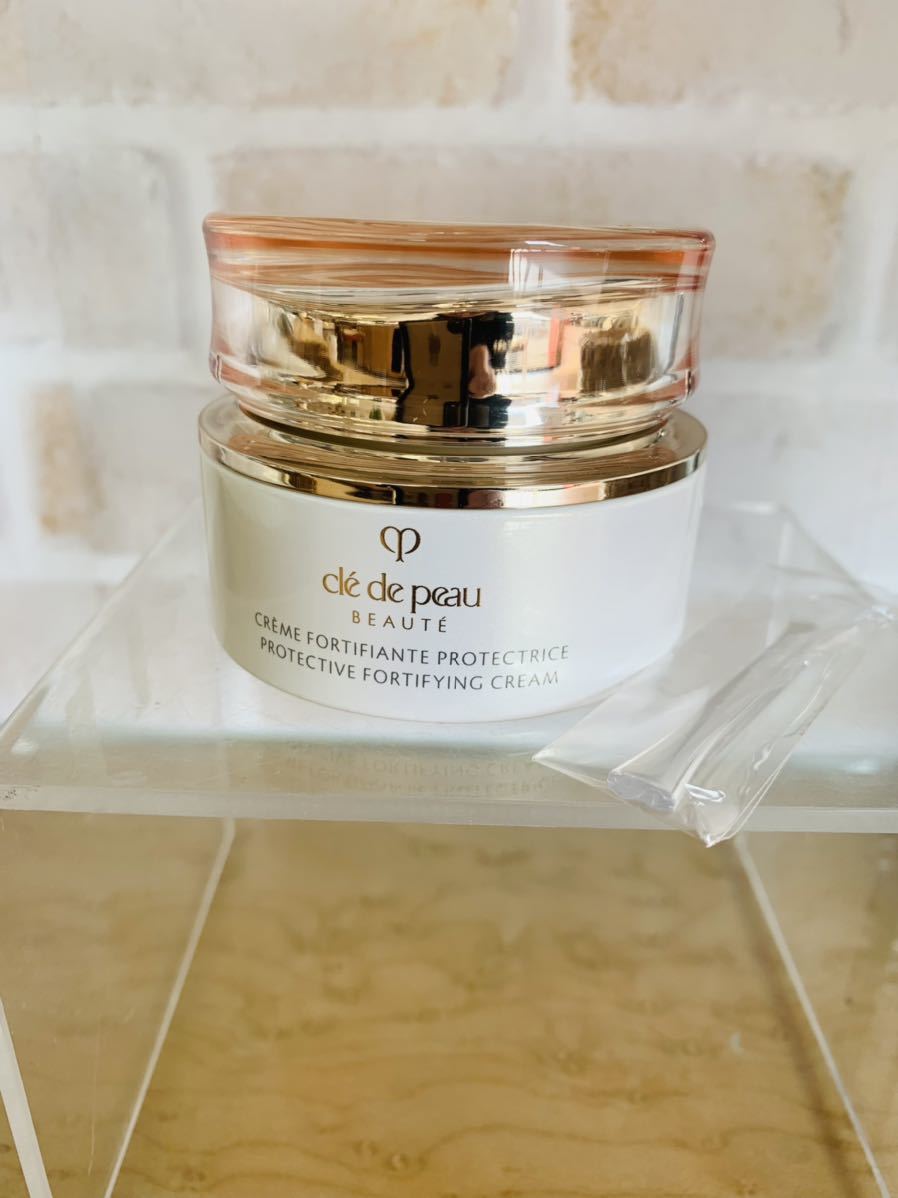 クレドポーボーテ クレームプロテクトゥリスn(日中用)クリーム状乳液