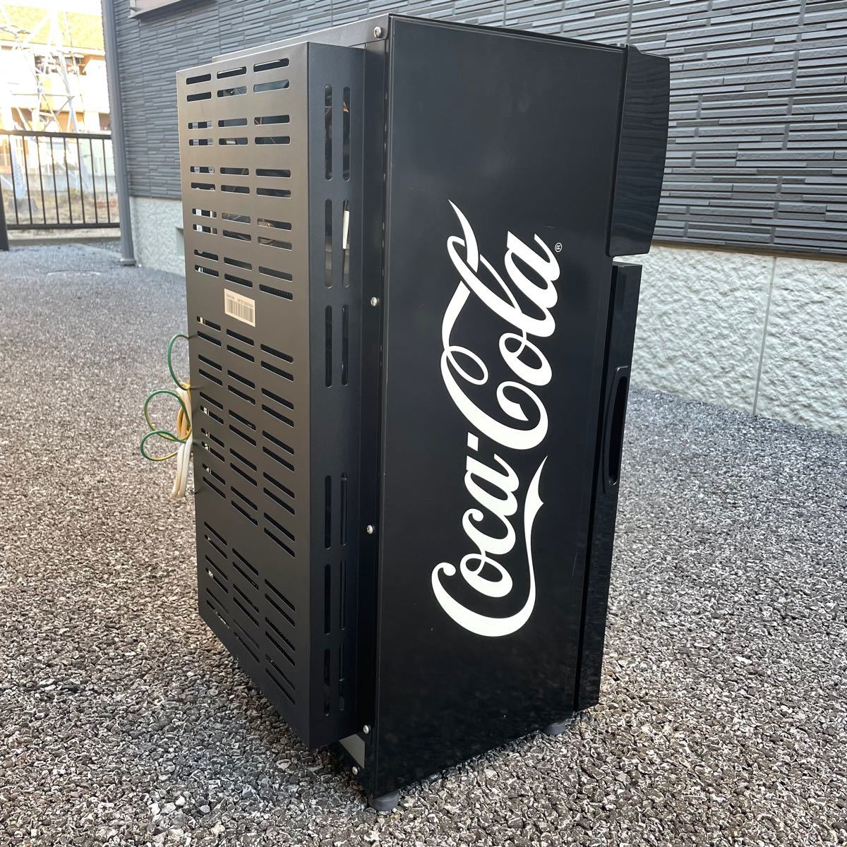 Coca-Cola 冷蔵庫 LED照明付き 非売品 レア Coca-Cola 冷蔵庫 LED照明