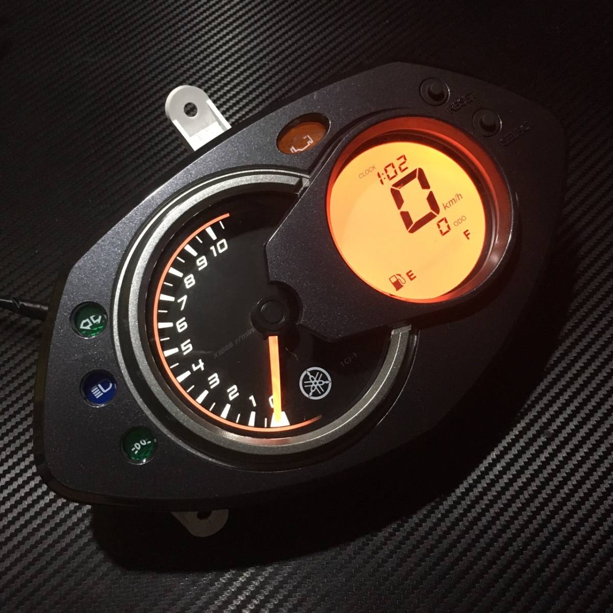 シグナスse44jスピードメーター 黒 9ピン