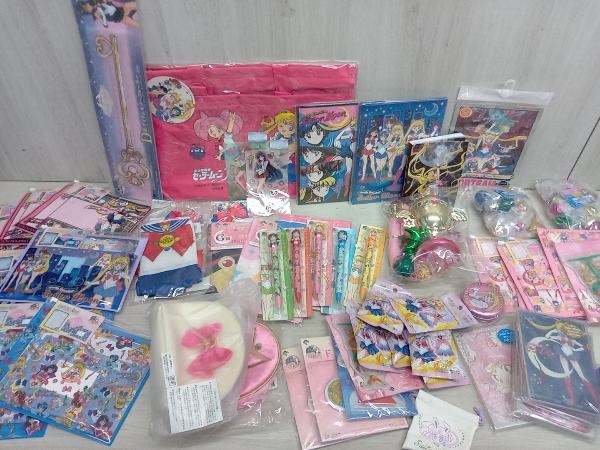 美少女戦士セーラームーン グッズ セット売り まとめ売り Amazon.co.jp