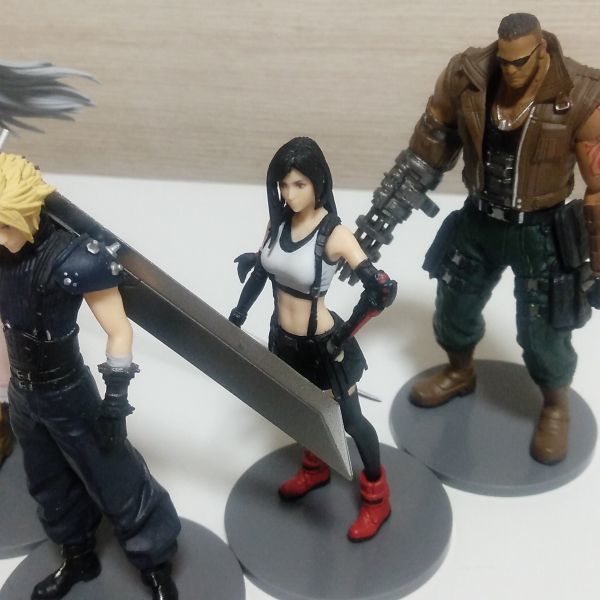 FF7リメイク クラウド・ティファ・エアリス・バレット・セフィロス