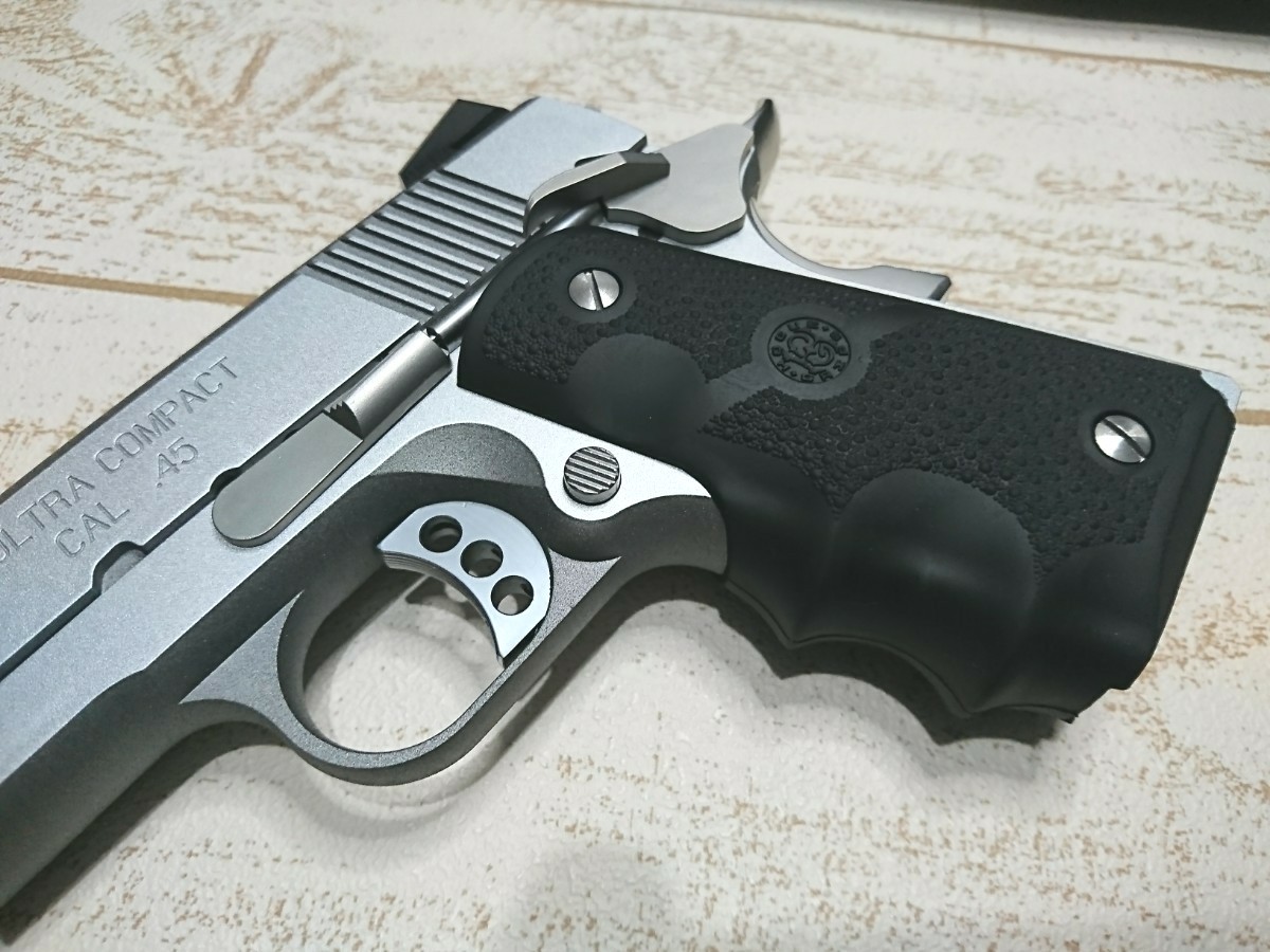 東京マルイ V10 ウルトラコンパクト SFA刻印 その他カスタムパーツ多数