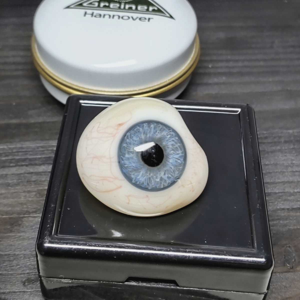 ドイツ アンティーク義眼