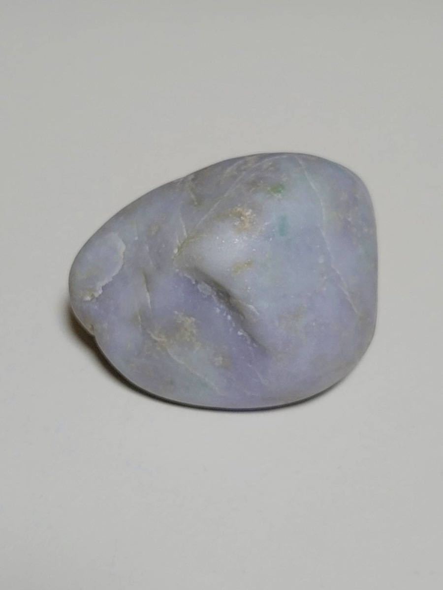 Yahoo!オークション - ラベンダー翡翠 妖精ラベ 糸魚川 翡翠 原石 ヒス