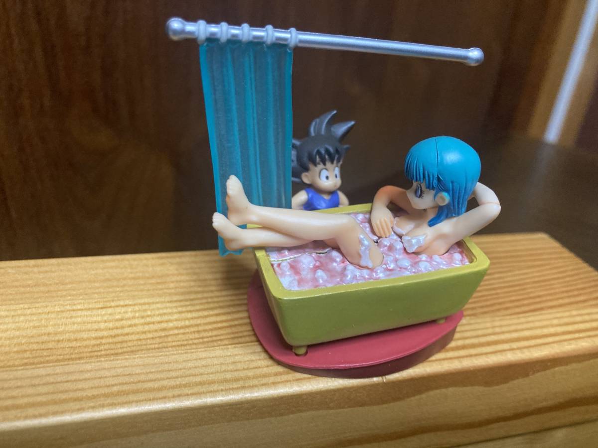 ドラゴンボール カプセルフィギュア ドラカプ 悟空と入浴中のブルマ