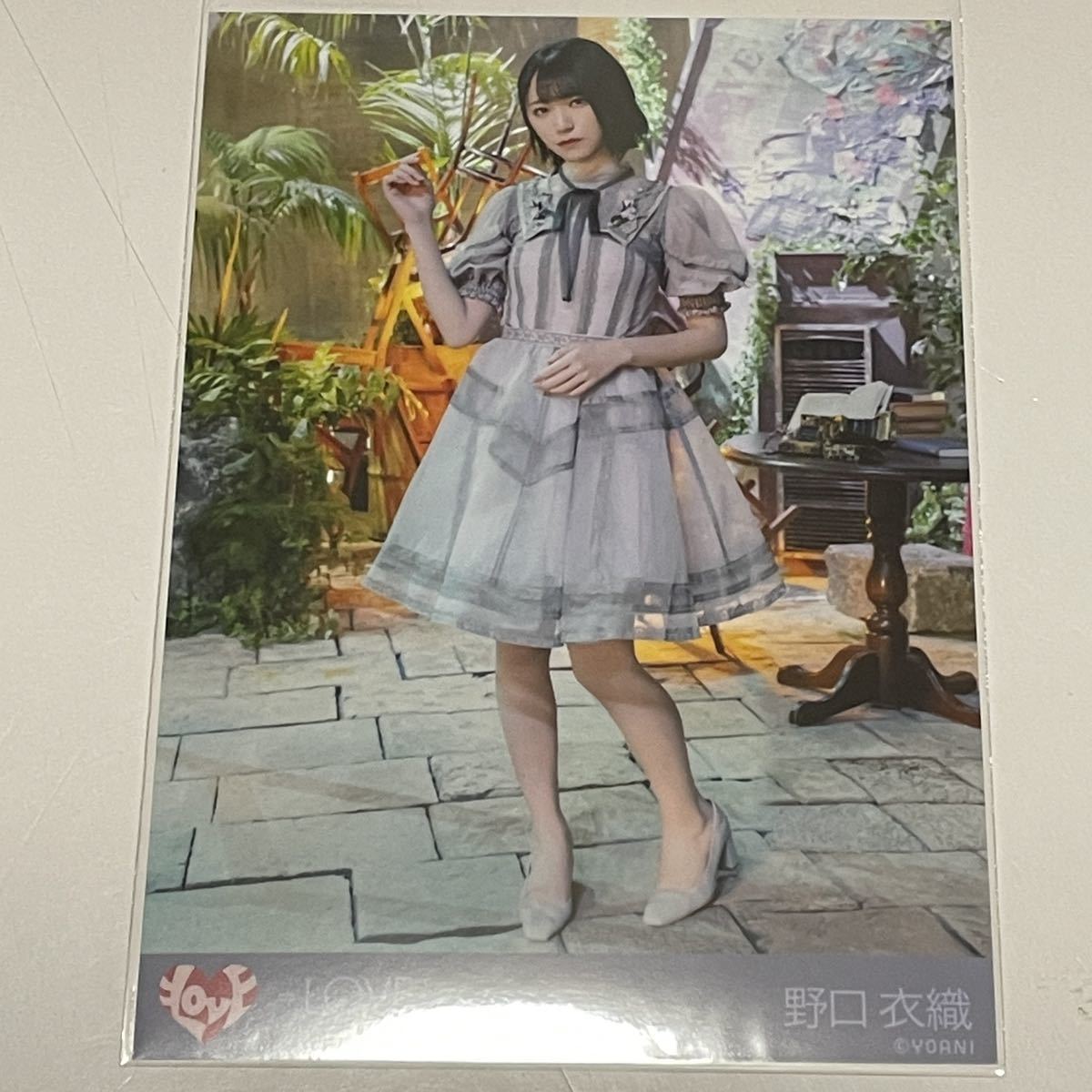 Yahoo!オークション - 野口衣織 生写真 あの子コンプレックス 歌唱衣装