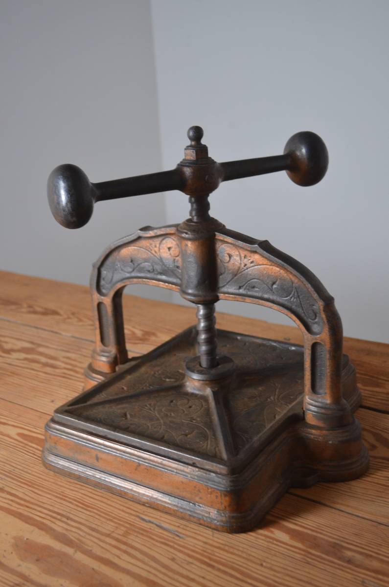 せ*ん様 レトロベビーカー 年代からは美品！流行りのペットにもok