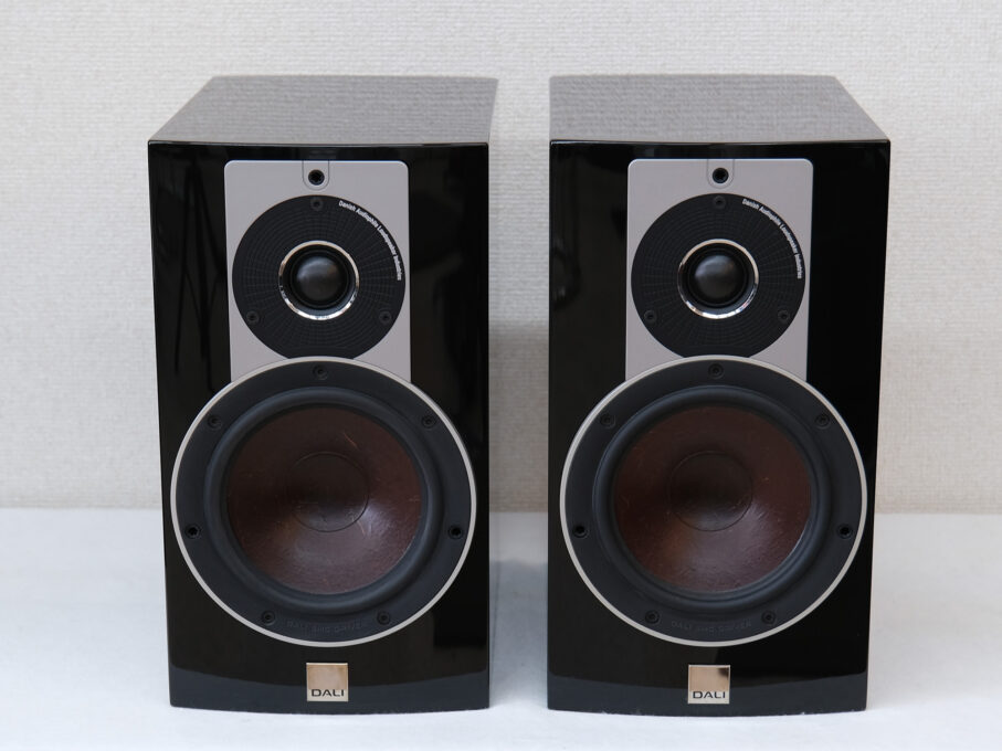 DALI RUBICON 2 B 1ペア』ダリ・ルビコン2・ブラック◇ 店頭展示品